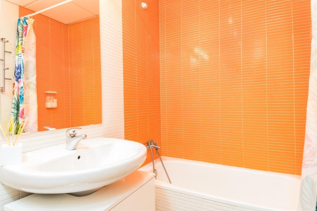 Apartment C54 - Homey 2 Bedroom In Town *